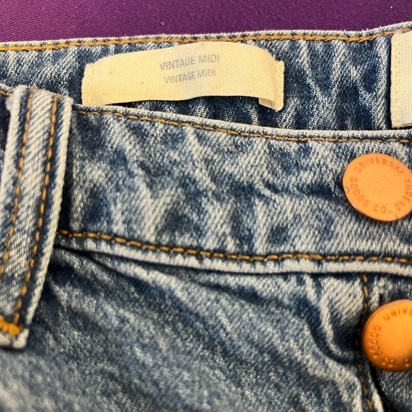 Universal Thread Goods Co. cut off denim short - Picture 2 of 6